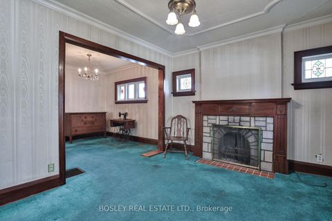 Photo 4 at 15 Whitewood Road, Mount Pleasant East, Toronto