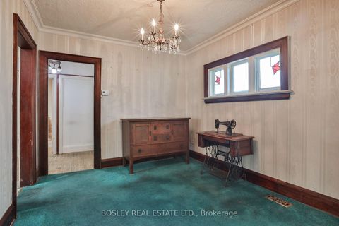 Photo 6 at 15 Whitewood Road, Mount Pleasant East, Toronto