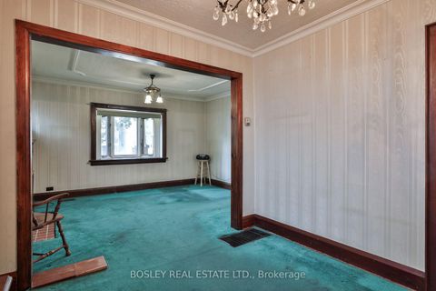 Photo 8 at 15 Whitewood Road, Mount Pleasant East, Toronto