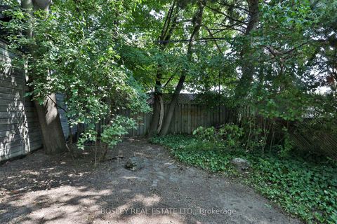Photo 20 at 15 Whitewood Road, Mount Pleasant East, Toronto