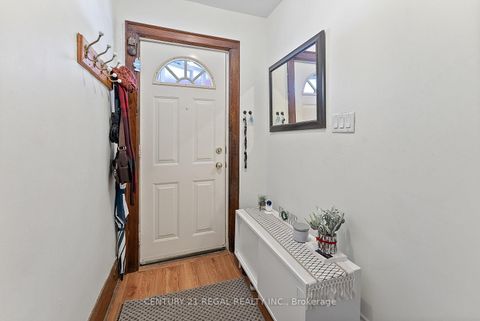 Photo 4 at 32 Chamberlain Avenue, Belgravia, Toronto Photo 4 at 32 Chamberlain Avenue, Belgravia, Toronto