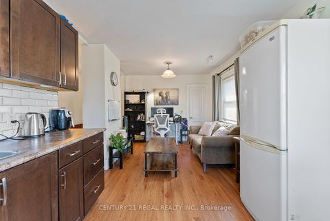 Photo 14 at 32 Chamberlain Avenue, Belgravia, Toronto
