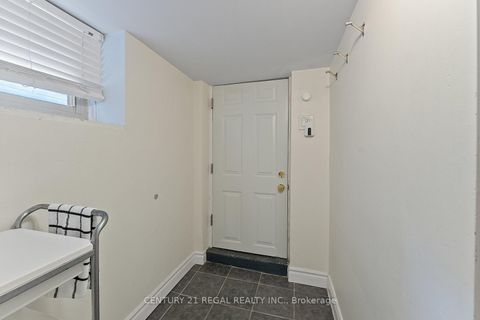 Photo 29 at 32 Chamberlain Avenue, Belgravia, Toronto
