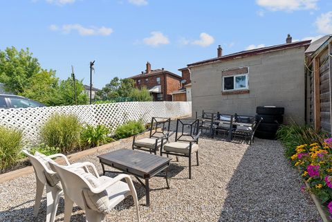 Photo 47 at 32 Chamberlain Avenue, Belgravia, Toronto