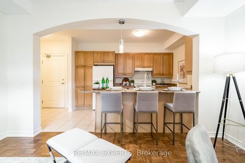Photo 10 at 129 - 9519 Keele Street S, Maple, Vaughan
