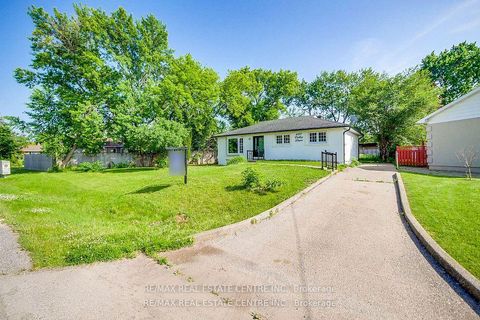 Photo 1 at 480 Valley Drive, WO West, Oakville