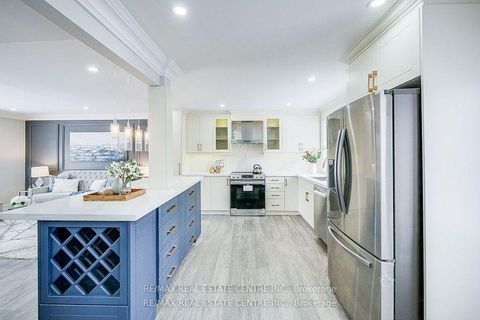 Photo 7 at 480 Valley Drive, WO West, Oakville