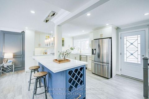 Photo 8 at 480 Valley Drive, WO West, Oakville