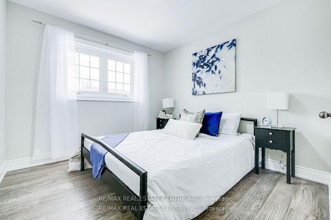 Photo 14 at 480 Valley Drive, WO West, Oakville