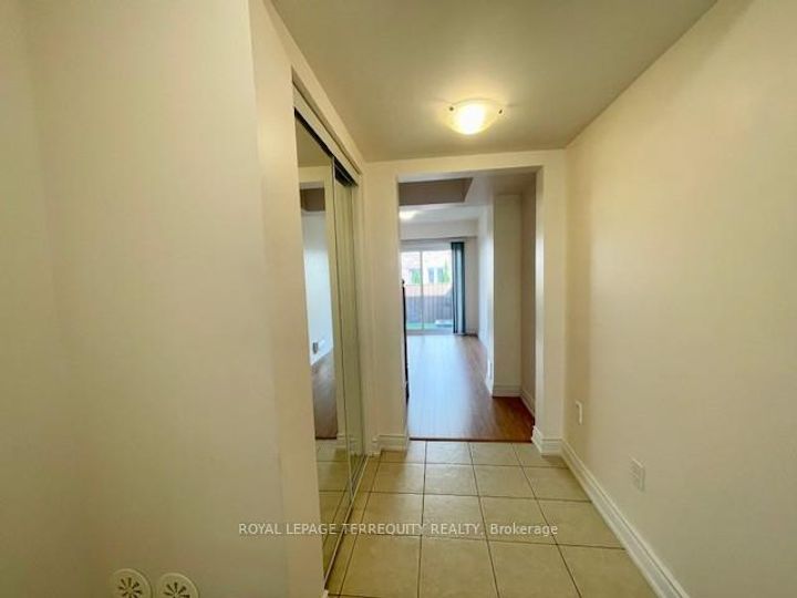 Photo 5 at 11 Signature Lane, Northwest Brampton, Brampton