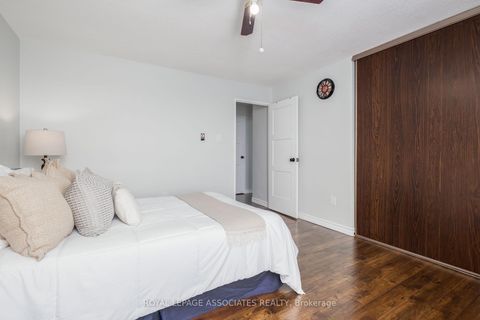 Photo 30 at 705 - 855 Kennedy Road, Ionview, Toronto