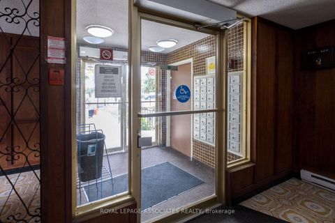 Photo 34 at 705 - 855 Kennedy Road, Ionview, Toronto