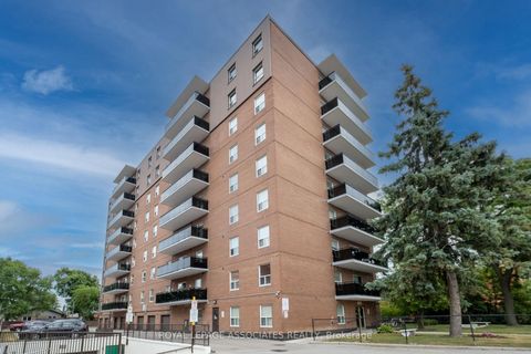 Photo 36 at 705 - 855 Kennedy Road, Ionview, Toronto