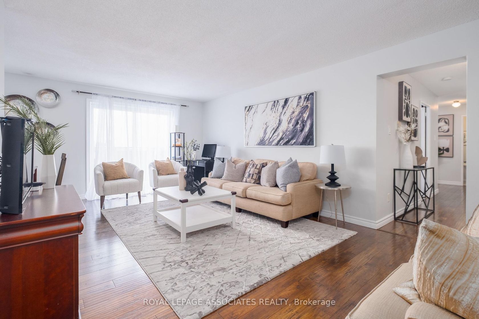 705 - 855 Kennedy Road, Ionview, Toronto 