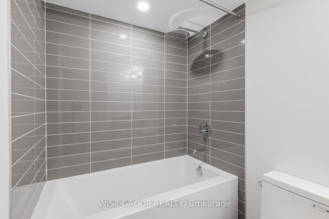 Photo 6 at 303 - 500 Wilson Avenue, Clanton Park, Toronto