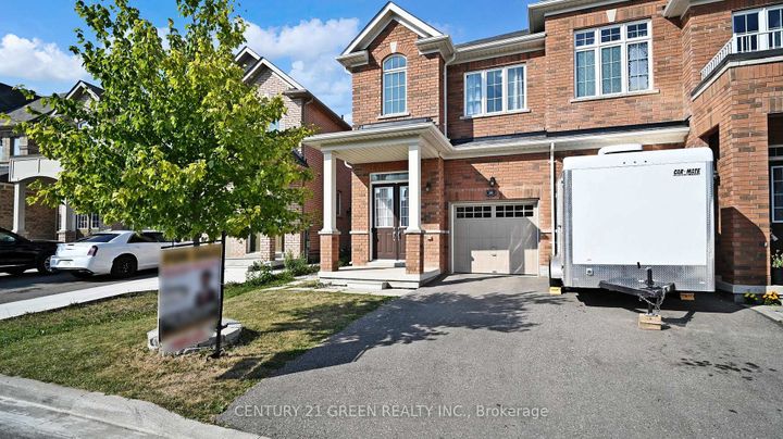 Photo 3 at 30 Canary Close, Credit Valley, Brampton