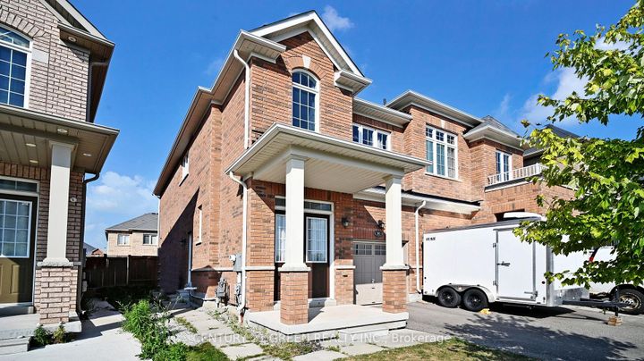 Photo 4 at 30 Canary Close, Credit Valley, Brampton