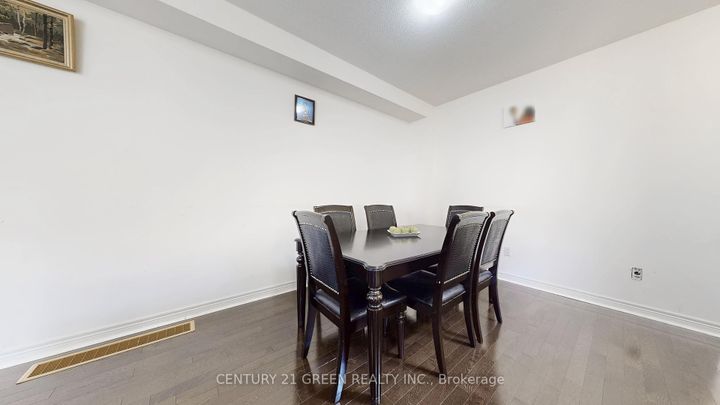Photo 12 at 30 Canary Close, Credit Valley, Brampton