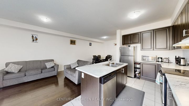 Photo 14 at 30 Canary Close, Credit Valley, Brampton