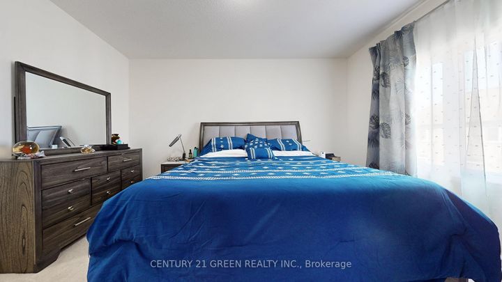 Photo 23 at 30 Canary Close, Credit Valley, Brampton