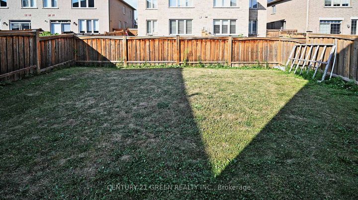 Photo 46 at 30 Canary Close, Credit Valley, Brampton
