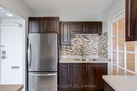 Photo 8 at 801 - 5 Parkway Forest Drive, Henry Farm, Toronto
