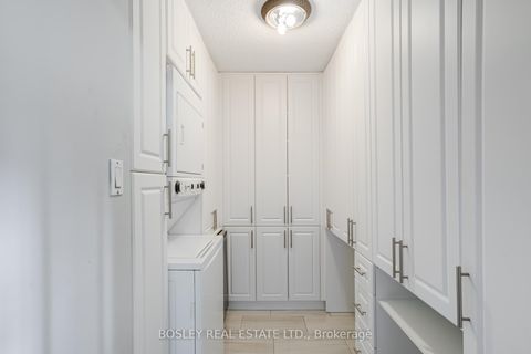Photo 10 at 801 - 5 Parkway Forest Drive, Henry Farm, Toronto