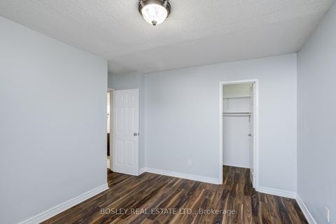 Photo 14 at 801 - 5 Parkway Forest Drive, Henry Farm, Toronto