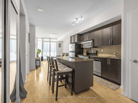Photo 11 at 2109 - 65 Bremner Boulevard, Waterfront Communities C1, Toronto