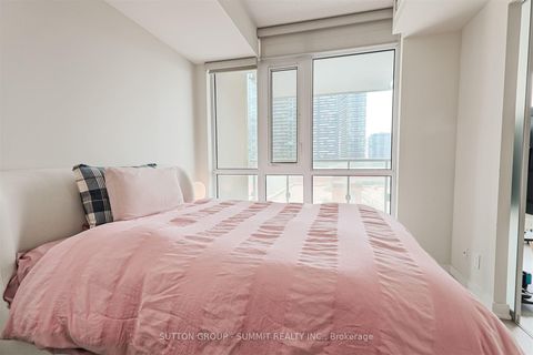Photo 18 at 1008 - 30 Nelson Street, Waterfront Communities C1, Toronto