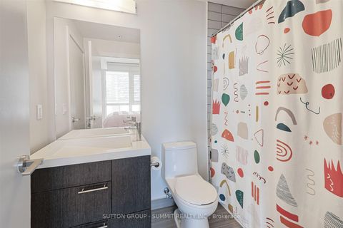 Photo 23 at 1008 - 30 Nelson Street, Waterfront Communities C1, Toronto
