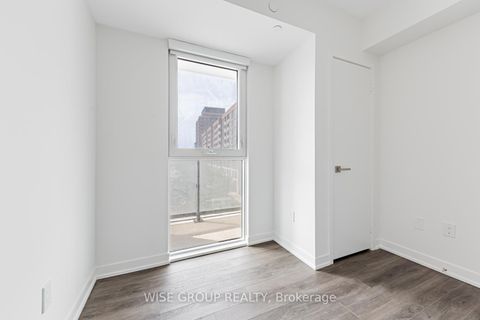 Photo 6 at 444 - 500 Wilson Avenue, Clanton Park, Toronto