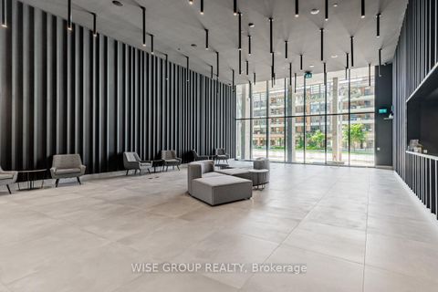 Photo 25 at 444 - 500 Wilson Avenue, Clanton Park, Toronto