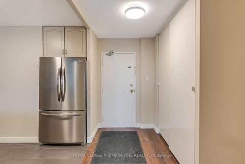 Photo 10 at 110 - 238 Albion Road, Old Rexdale, Toronto