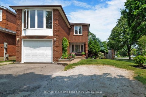 Photo 1 at 148 Stephen Street, North Richvale, Richmond Hill