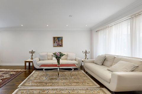 Photo 5 at 148 Stephen Street, North Richvale, Richmond Hill