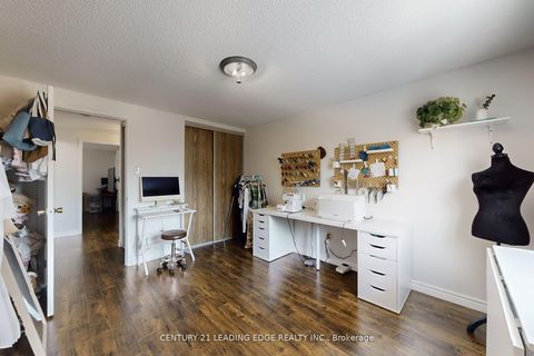 Photo 25 at 148 Stephen Street, North Richvale, Richmond Hill