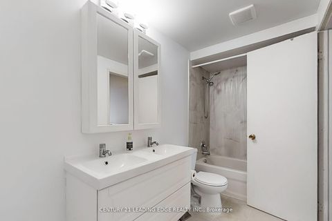 Photo 27 at 148 Stephen Street, North Richvale, Richmond Hill