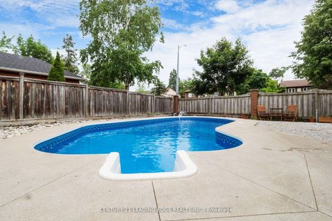 Photo 47 at 148 Stephen Street, North Richvale, Richmond Hill