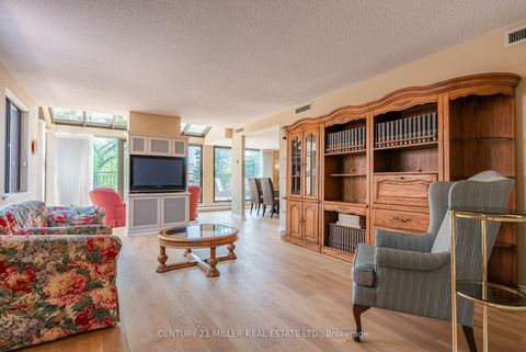 Photo 6 at 710 - 100 Lakeshore Road E, OO Old Oakville, Oakville