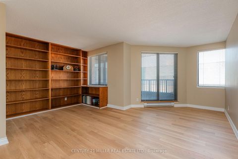 Photo 24 at 710 - 100 Lakeshore Road E, OO Old Oakville, Oakville
