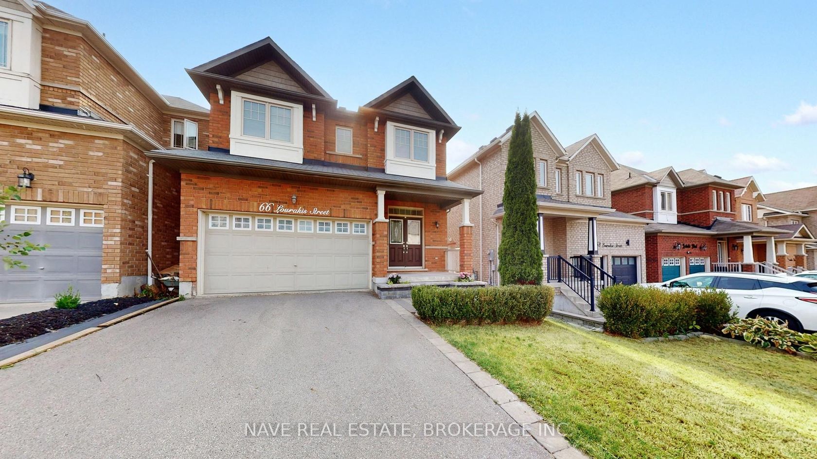 66 Lourakis Street, Jefferson, Richmond Hill 