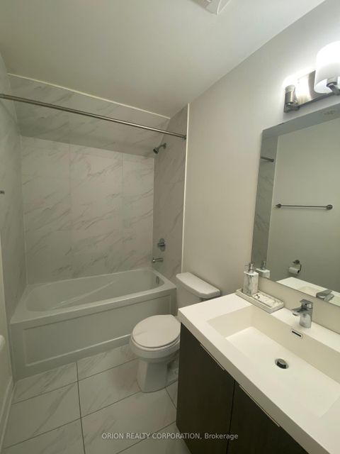 Photo 7 at 336 - 3078 Sixth Line, GO Glenorchy, Oakville