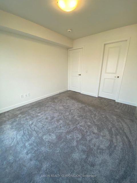 Photo 11 at 336 - 3078 Sixth Line, GO Glenorchy, Oakville