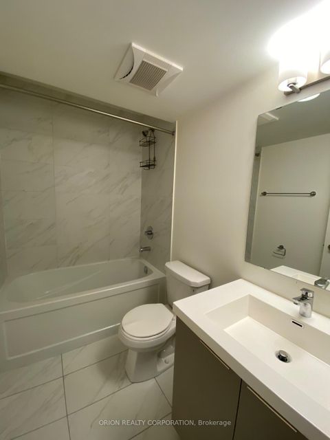 Photo 13 at 336 - 3078 Sixth Line, GO Glenorchy, Oakville