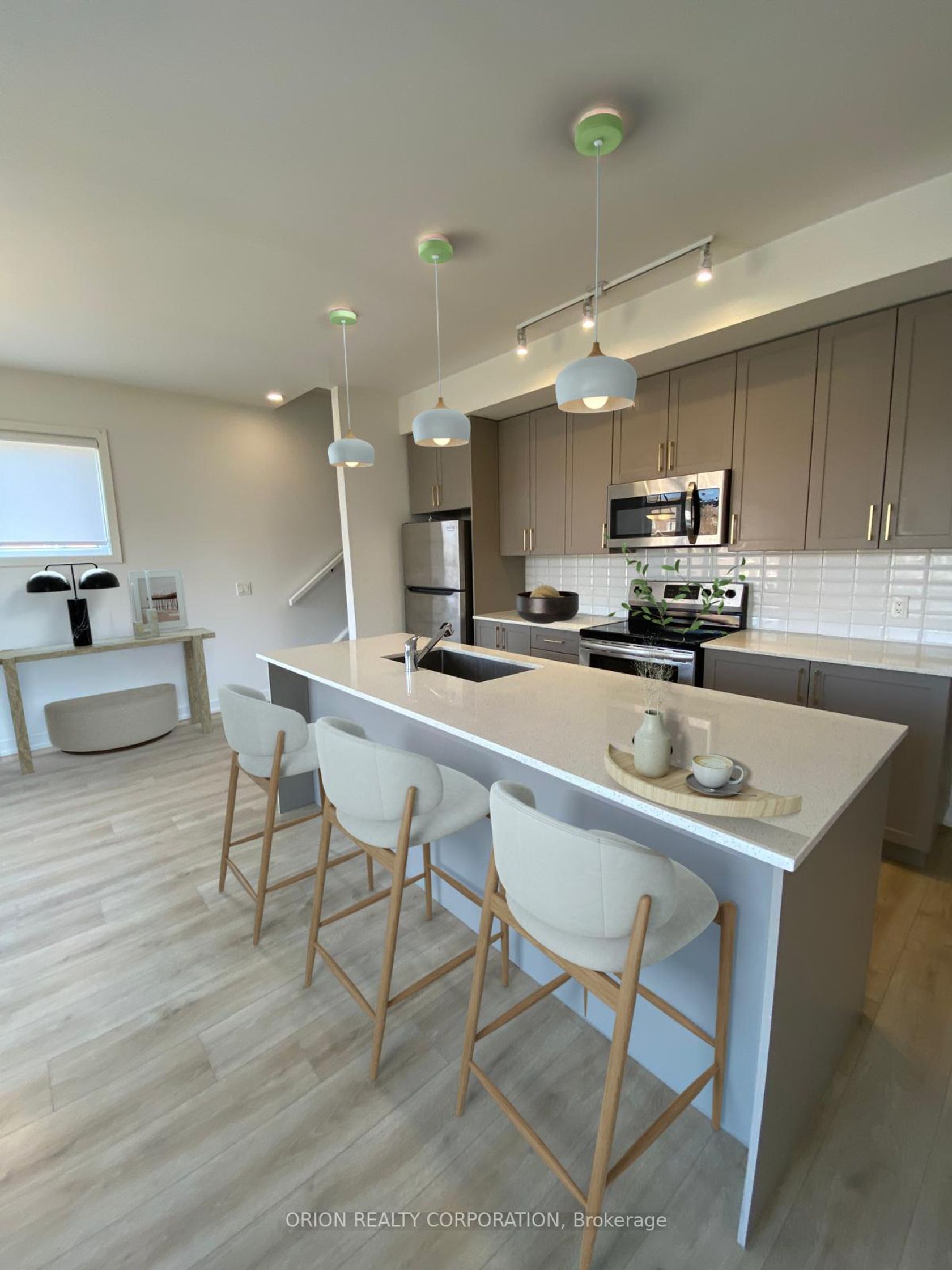 336 - 3078 Sixth Line, GO Glenorchy, Oakville 