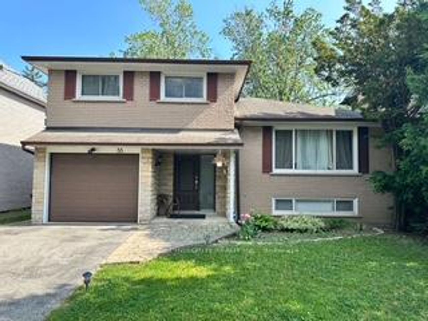 35 Lailey Crescent, Willowdale East, Toronto 