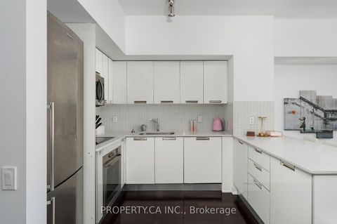 Photo 5 at 3606 - 33 Charles Street E, Yonge Corridor, Toronto