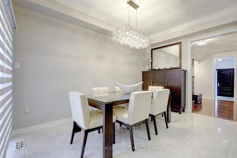 Photo 9 at 121 Mahogany Forest Drive, Patterson, Vaughan