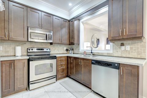 Photo 15 at 121 Mahogany Forest Drive, Patterson, Vaughan